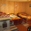 Вторая комната 20 кв.метров (одна двуспальная и три односпальных кроватей + лежанка).